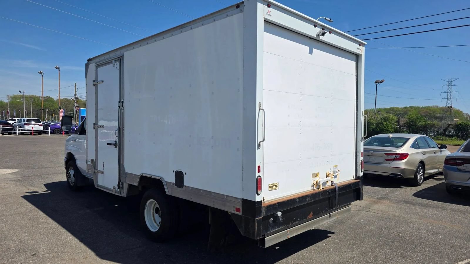 Used 2021 Ford E-450 and Econoline 450 Super Duty RWD image 5
