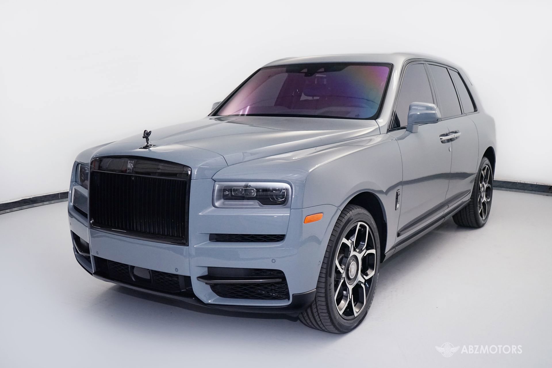 Used 2023 Rolls-Royce Cullinan Black Badge w/ Driver's Package image 2