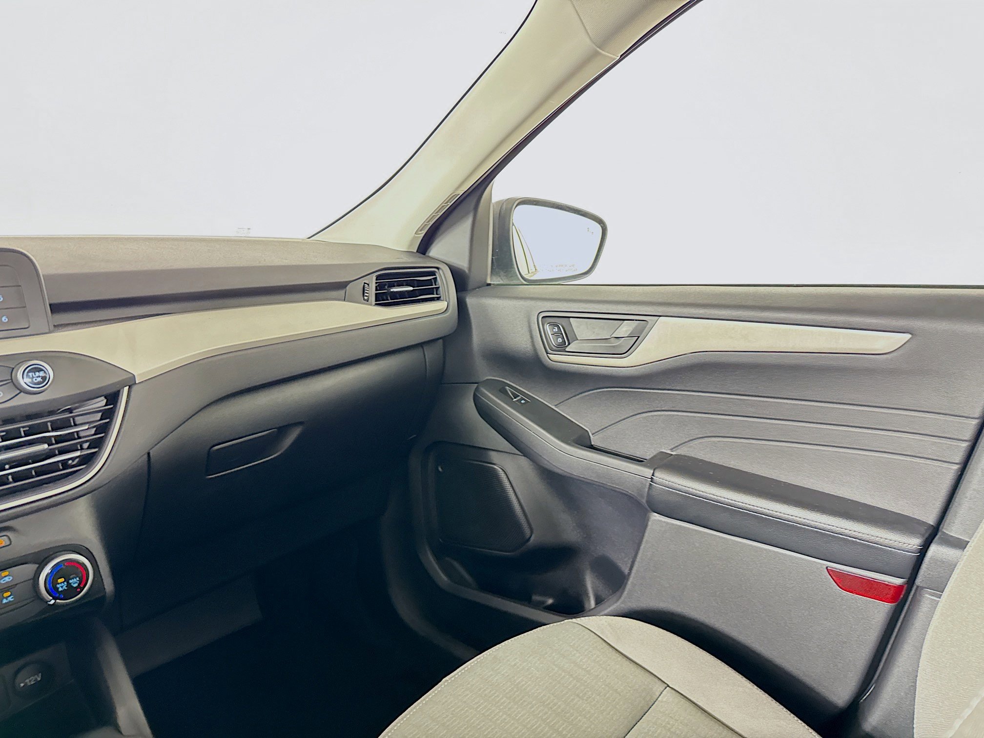 Used 2022 Ford Escape S image 25