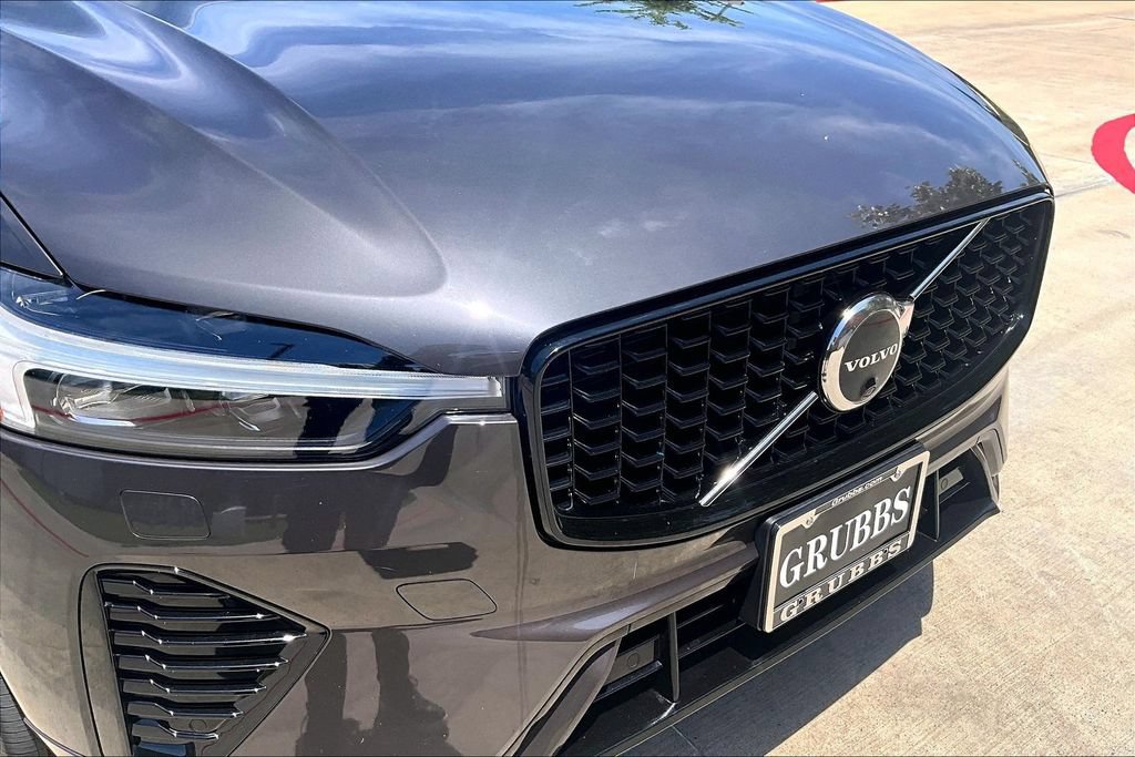 Used 2023 Volvo XC60 B5 Ultimate w/ Climate Package FWD image 38