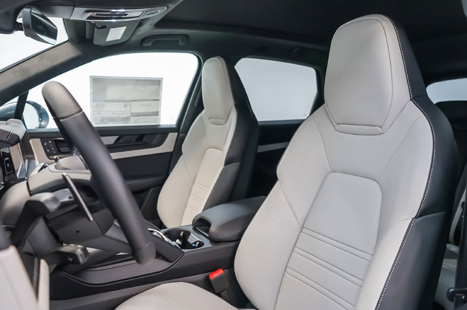New 2026 Porsche Cayenne GTS AWD/4WD image 5