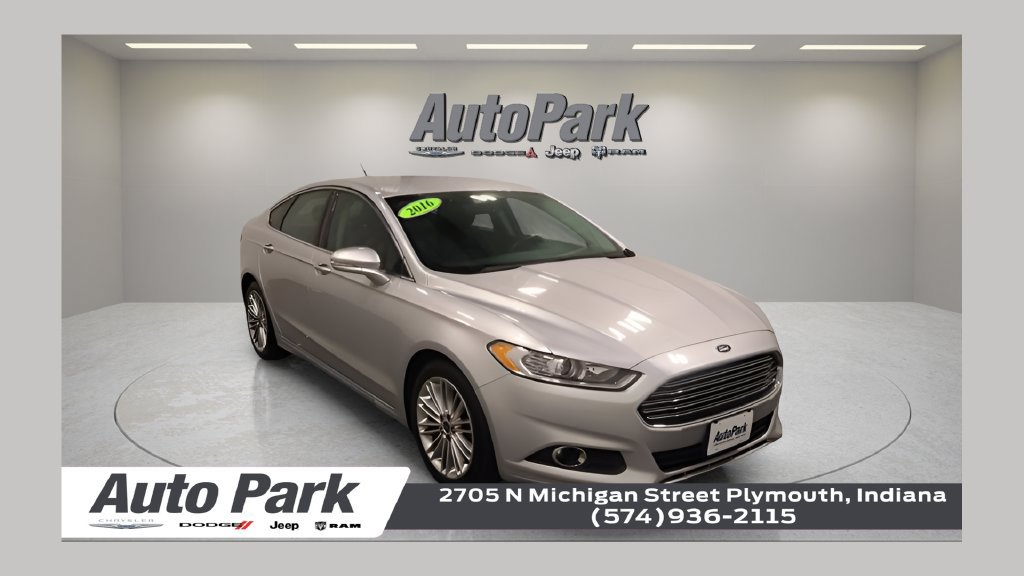 Used 2016 Ford Fusion SE w/ Equipment Group 202A FWD image 1
