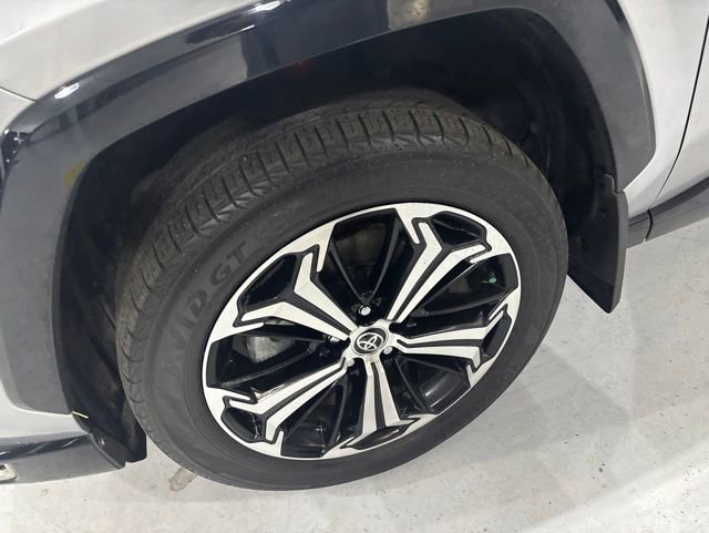 Used 2023 Toyota RAV4 XSE AWD/4WD image 41