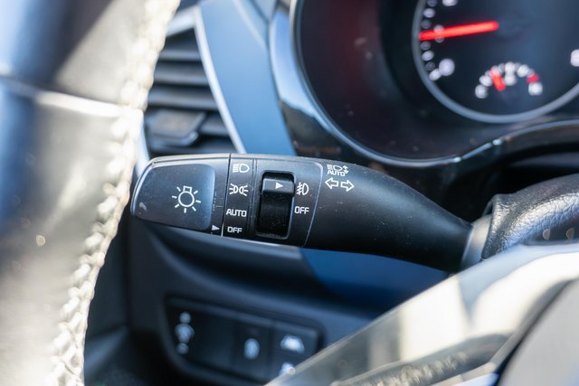Used 2023 Kia Seltos S w/ Navigation Package AWD/4WD image 21