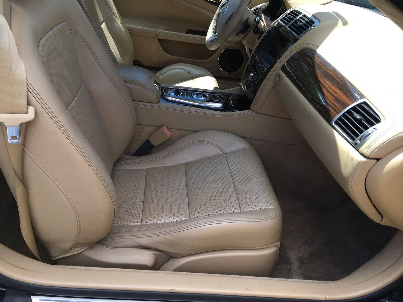 Used 2013 Jaguar XK Coupe RWD image 35