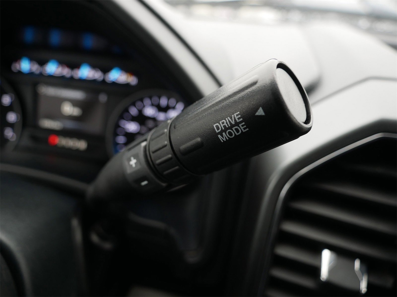 Certified 2022 Ford F250 XLT w/ XLT Premium Package image 23