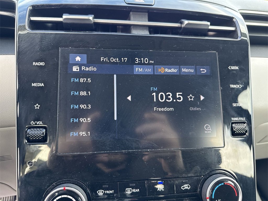 Used 2024 Hyundai Tucson SE image 16