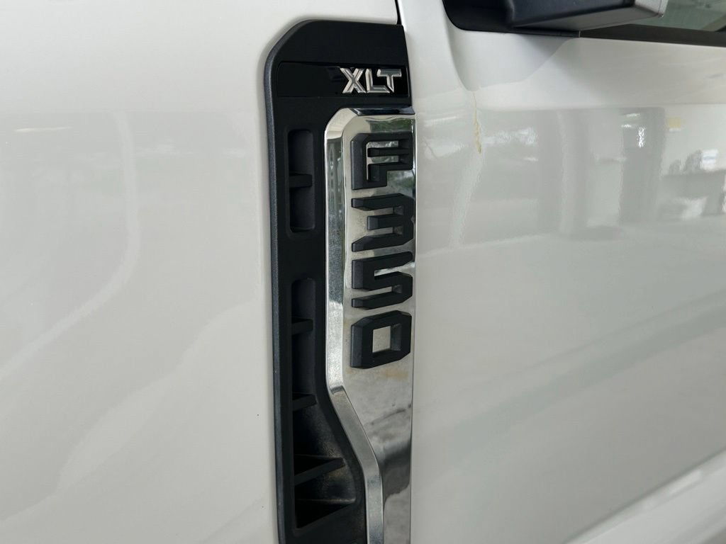 Used 2025 Ford F350 XLT AWD/4WD image 13