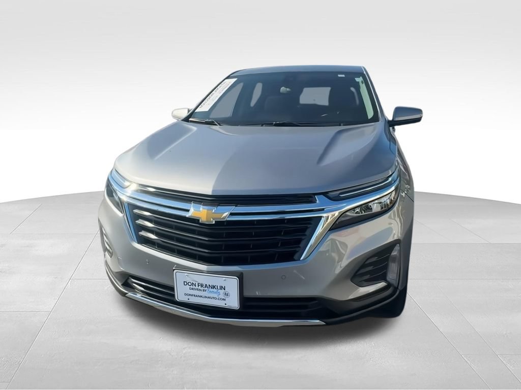 Used 2024 Chevrolet Equinox LT FWD image 3