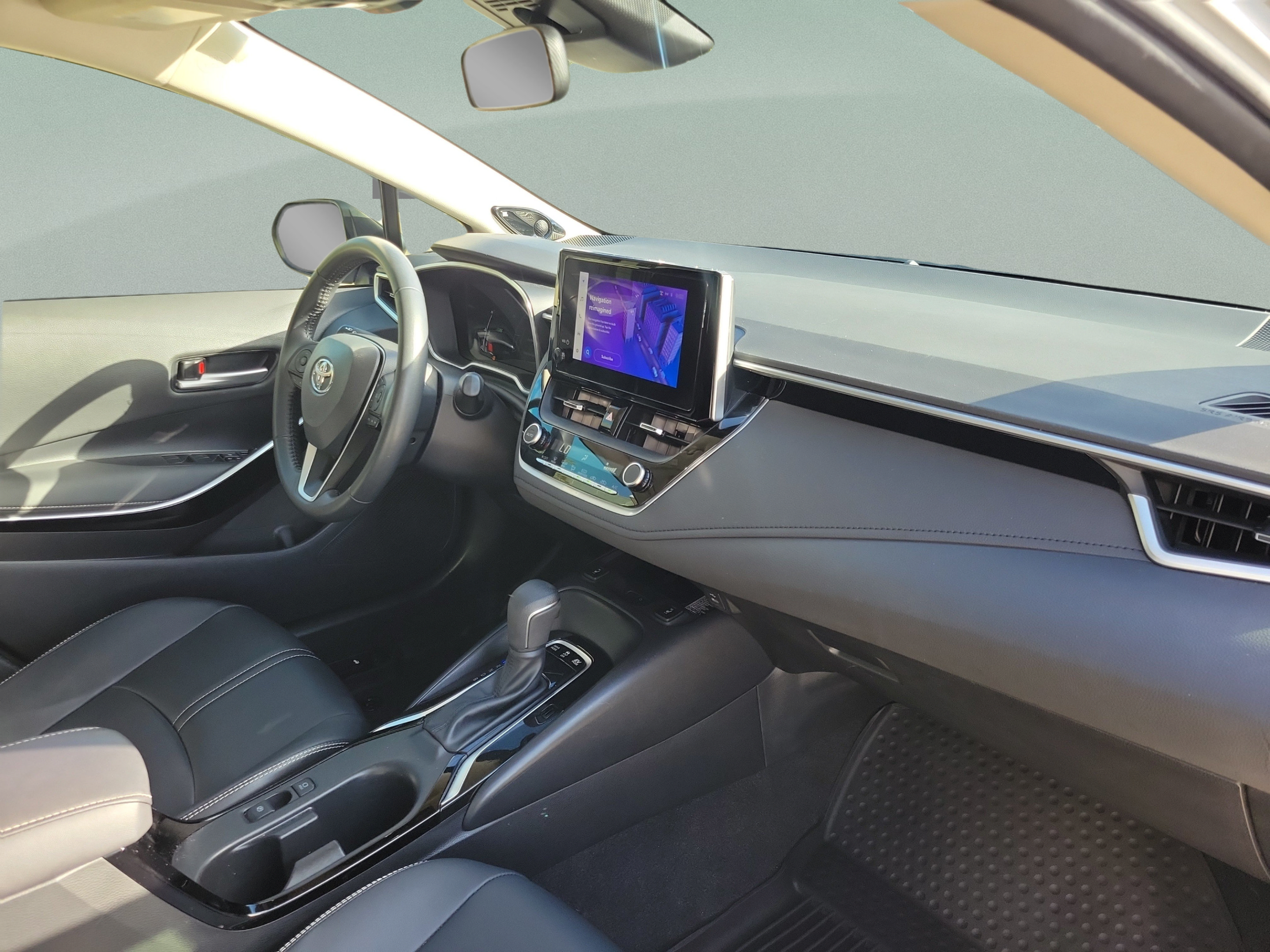 Certified 2023 Toyota Corolla XLE FWD image 28