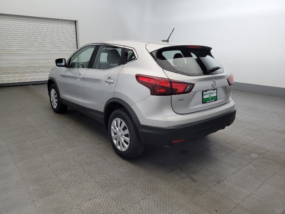 Used 2018 Nissan Rogue Sport S image 5