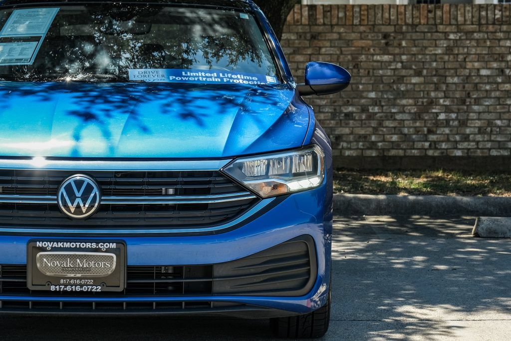 Used 2022 Volkswagen Jetta SE FWD image 61