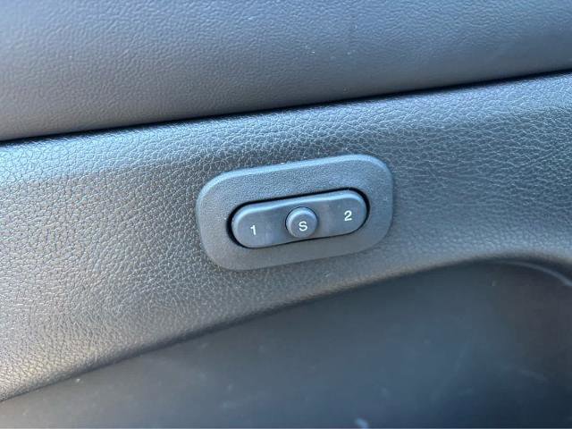 Used 2022 Jeep Grand Cherokee Limited image 19