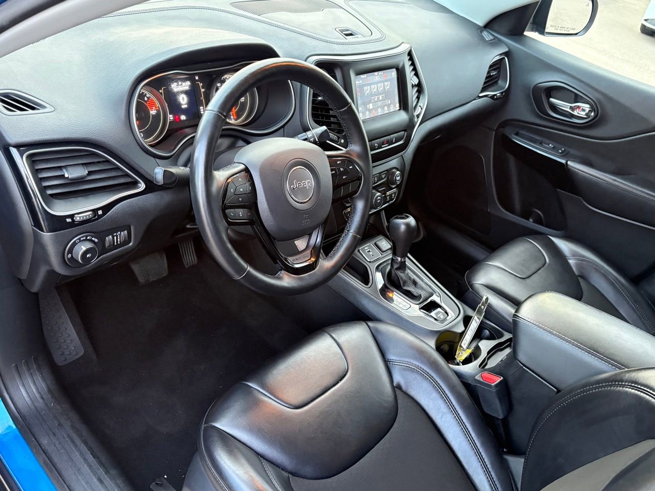 Used 2021 Jeep Cherokee Latitude Plus image 15