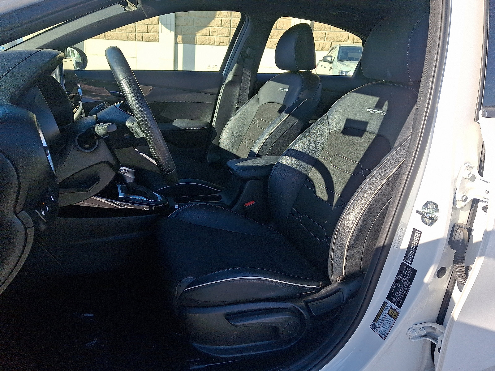 Certified 2022 Kia Forte GT-Line image 13