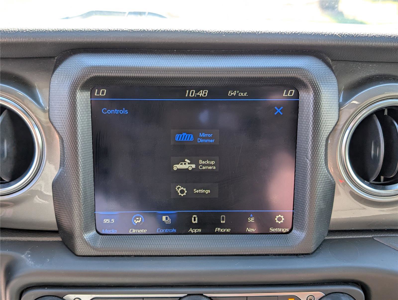 Used 2023 Jeep Gladiator Overland image 26