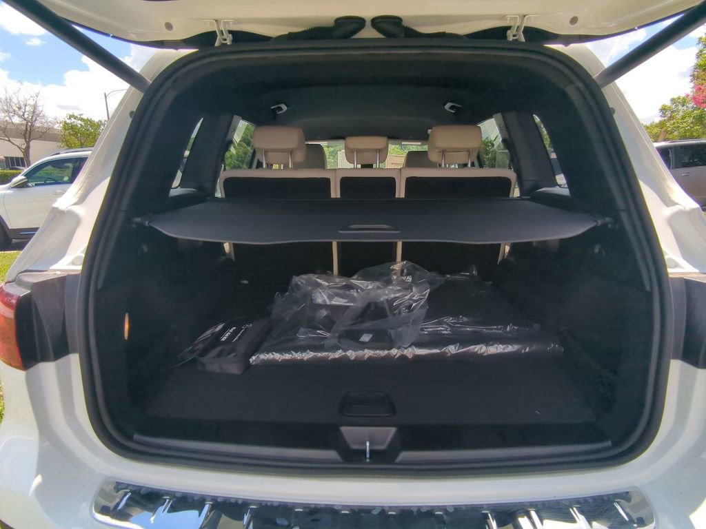 New 2025 Mercedes-Benz GLB 250 GLB 250 image 24