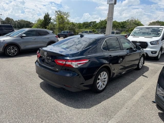 Used 2019 Toyota Camry LE FWD image 8
