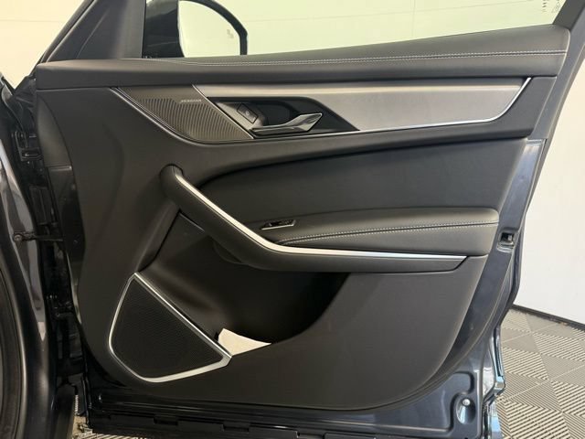 New 2026 Jaguar F-PACE R-Dynamic S AWD/4WD image 19