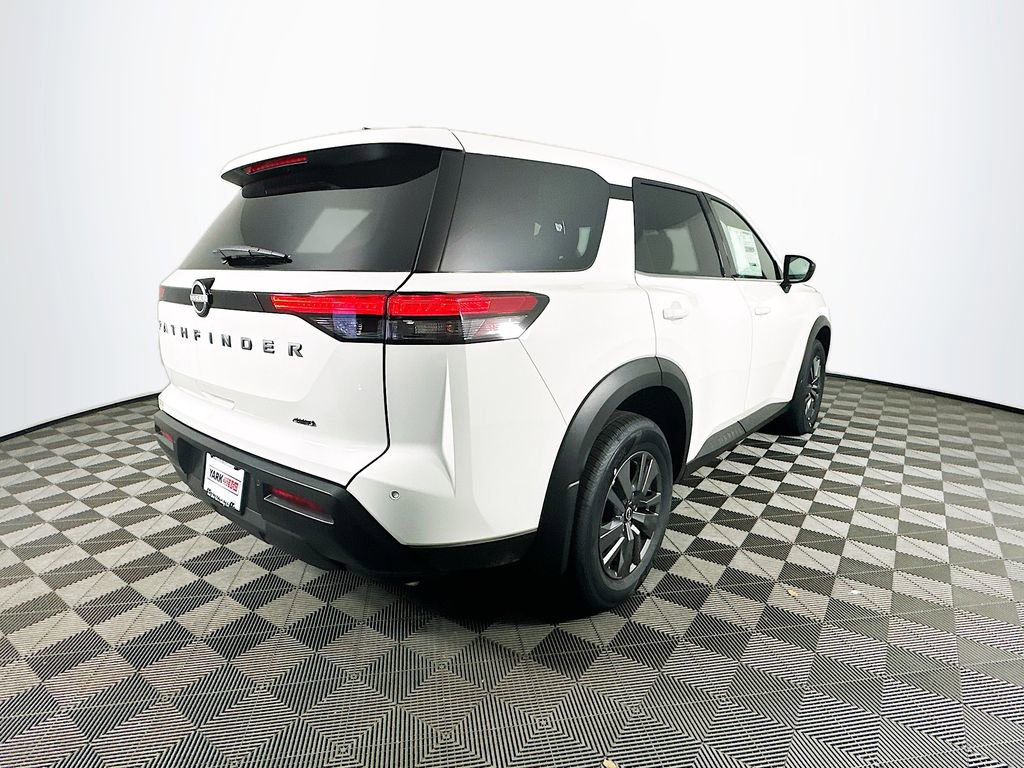 New 2026 Nissan Pathfinder S image 9