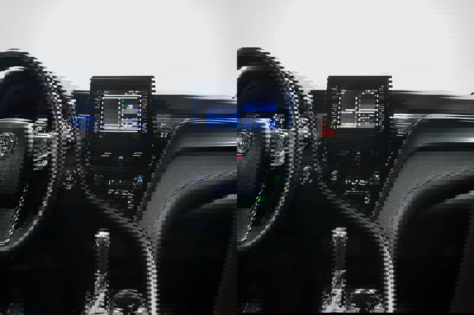 Certified 2021 Toyota Camry SE w/ Convenience Package image 14