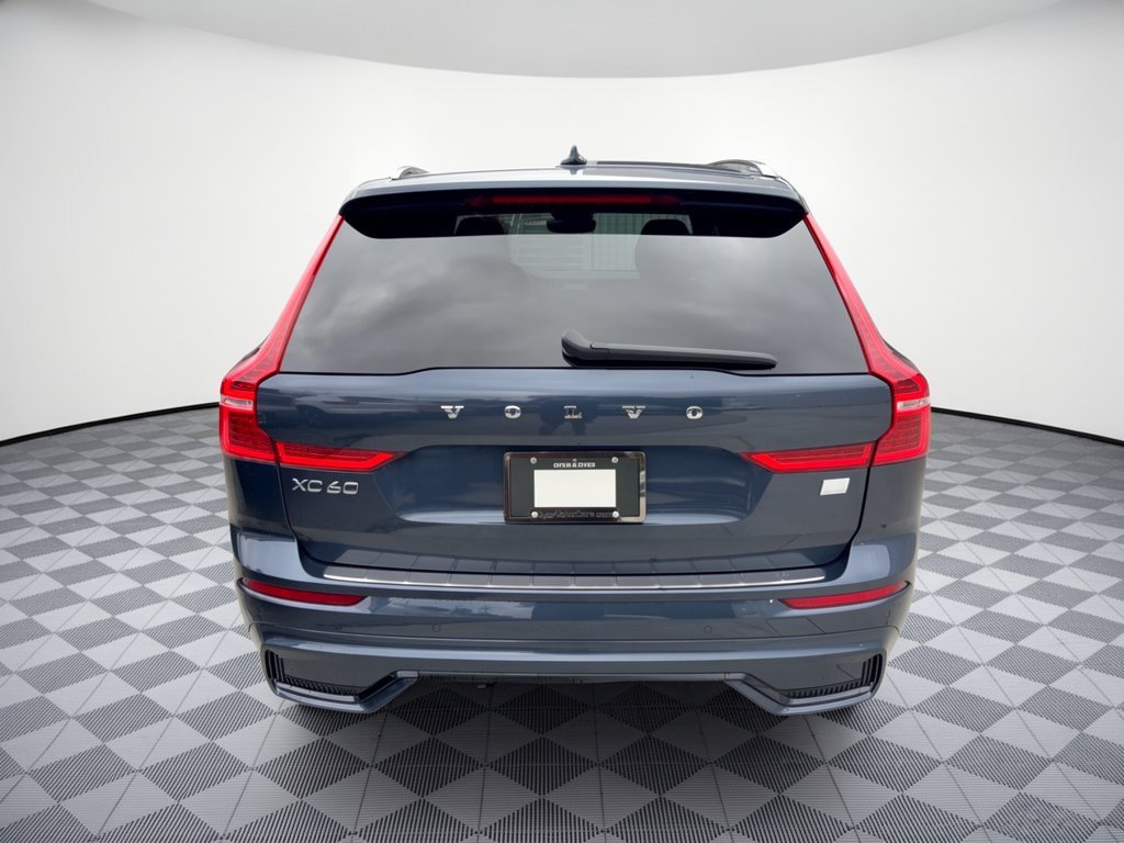 Used 2024 Volvo XC60 T8 Ultimate w/ Protection Package Premier AWD/4WD image 11