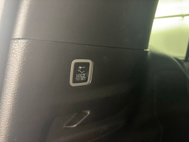 Used 2024 Jeep Wagoneer L Series II w/ Flexible Seating Group image 41