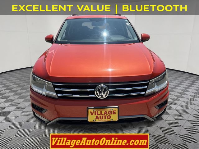 Used 2018 Volkswagen Tiguan SEL AWD/4WD image 6