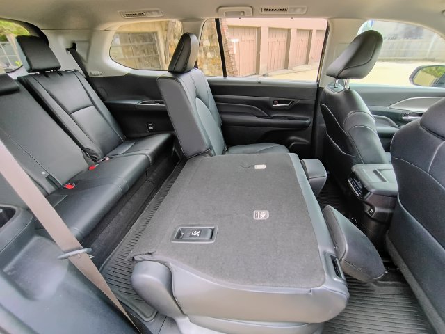 Used 2024 Toyota Grand Highlander FWD image 61