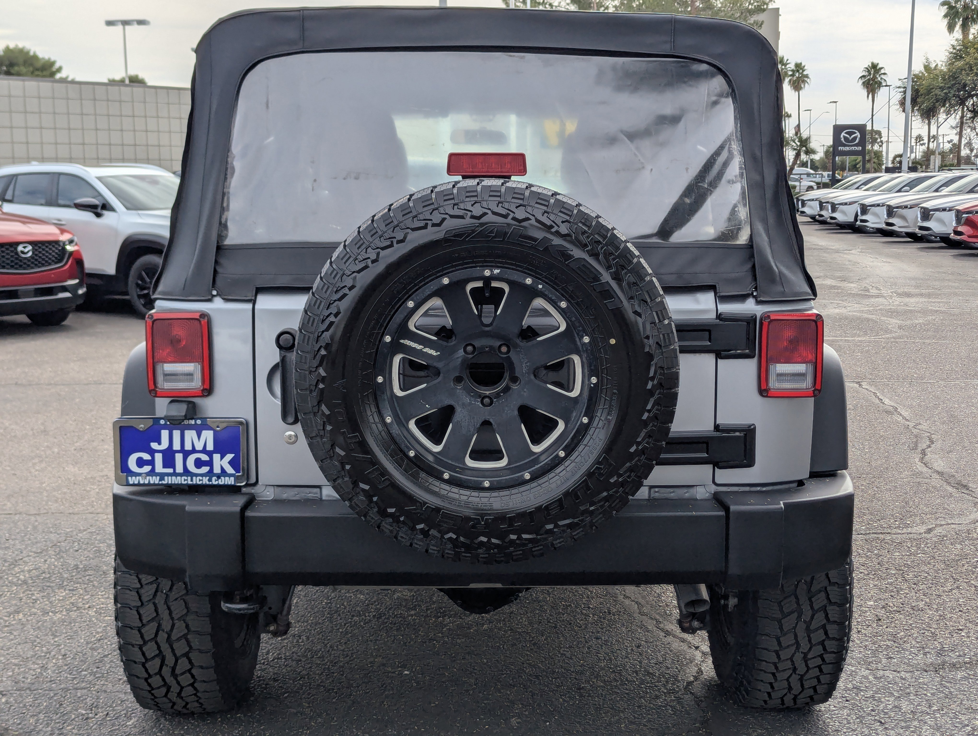 Used 2016 Jeep Wrangler Unlimited Sport w/ Connectivity Group image 3