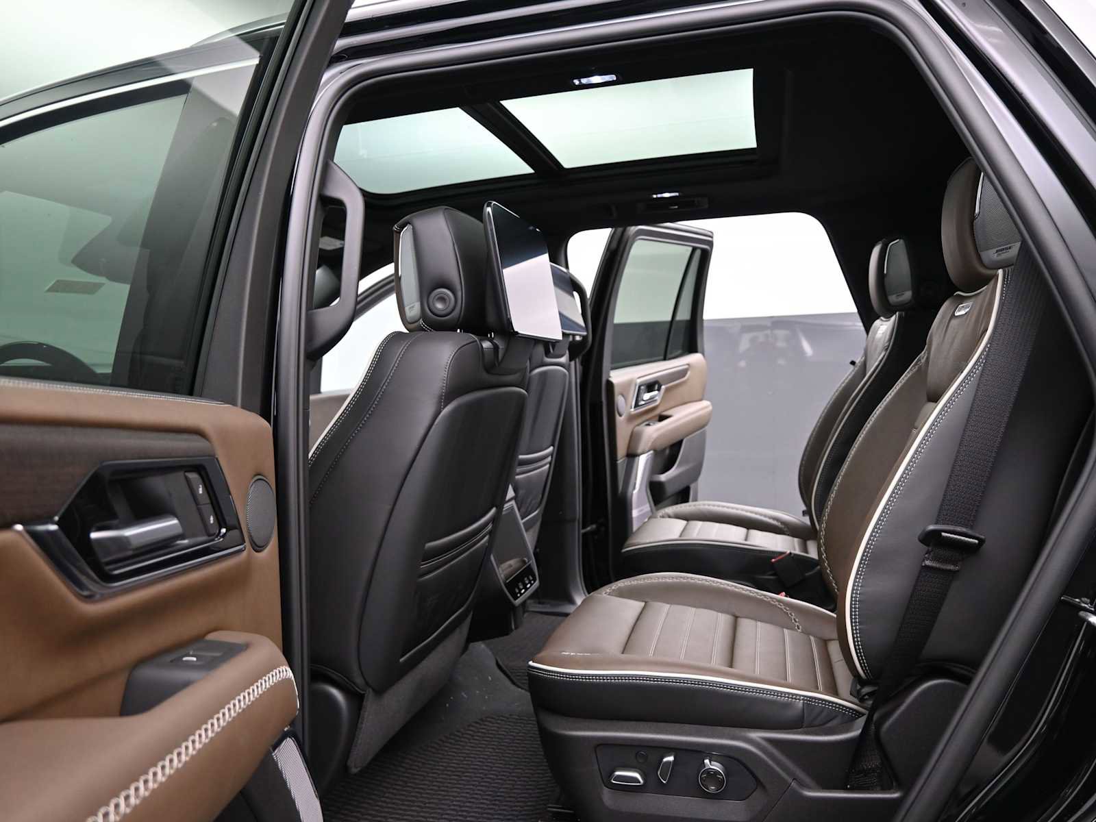 New 2026 GMC Yukon Denali Ultimate image 16