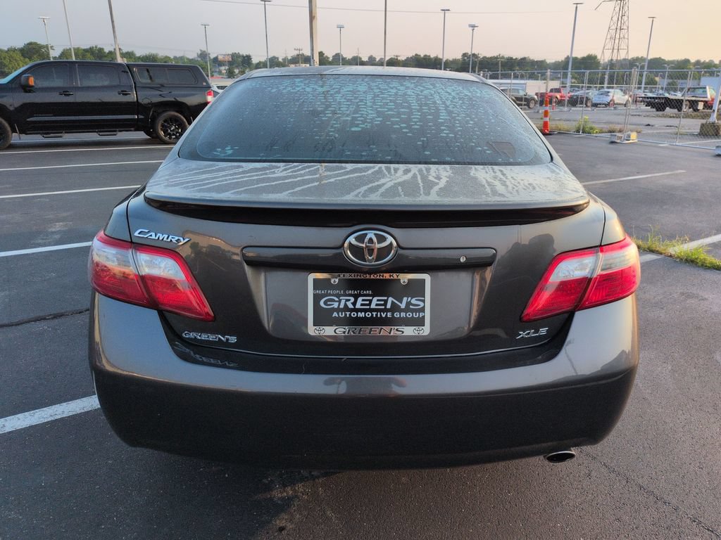 Used 2009 Toyota Camry XLE w/ Leather Pkg FWD image 5