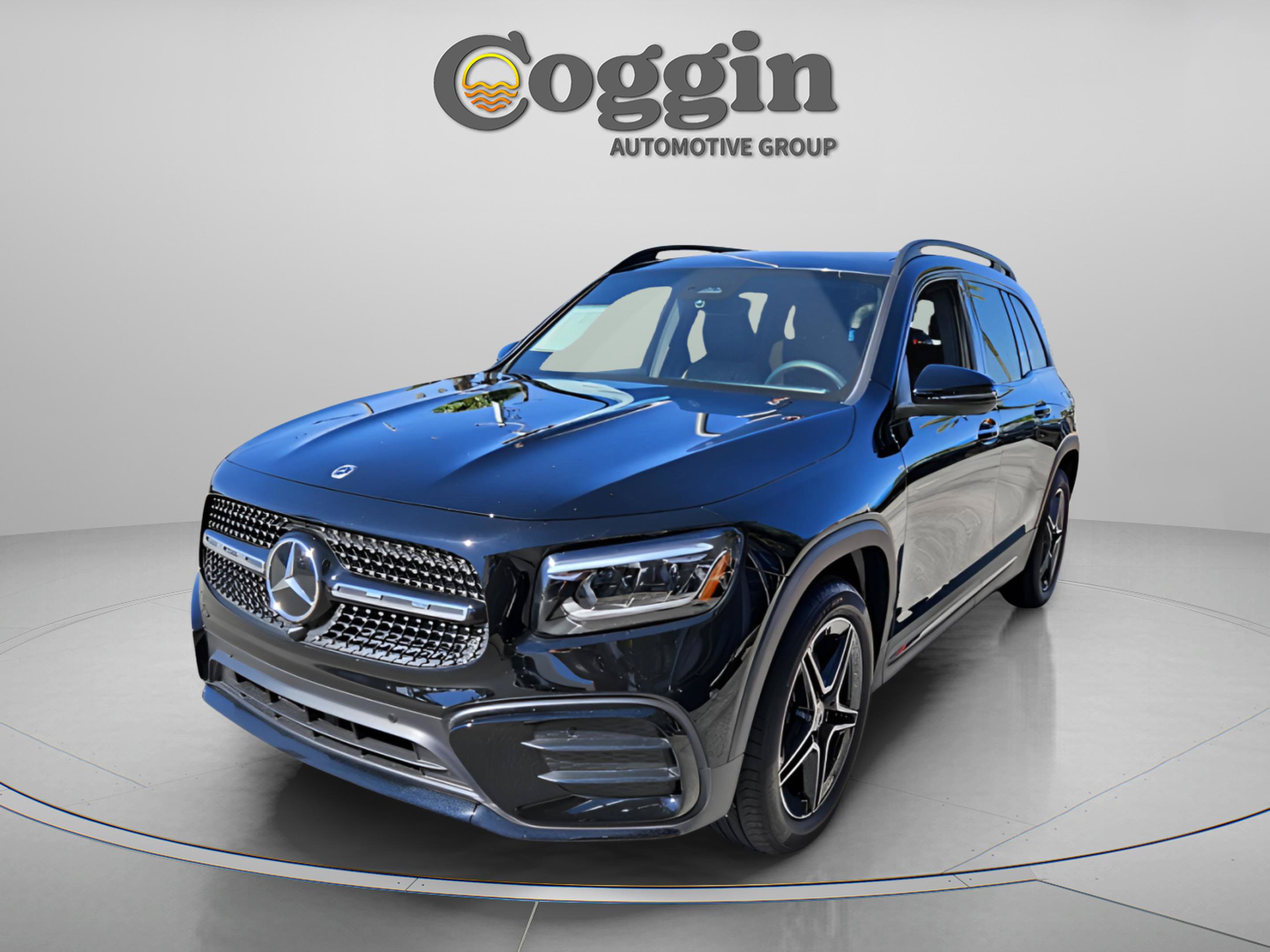 Used 2026 Mercedes-Benz GLB 250 image 1