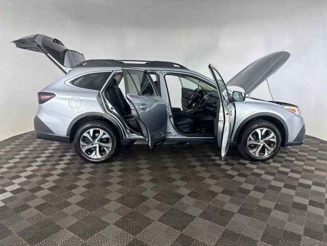 Used 2022 Subaru Outback Limited AWD/4WD image 13