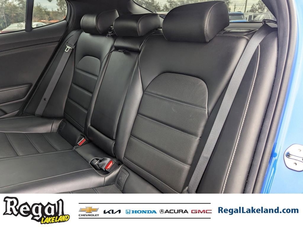 Used 2020 Kia Stinger GT2 image 15