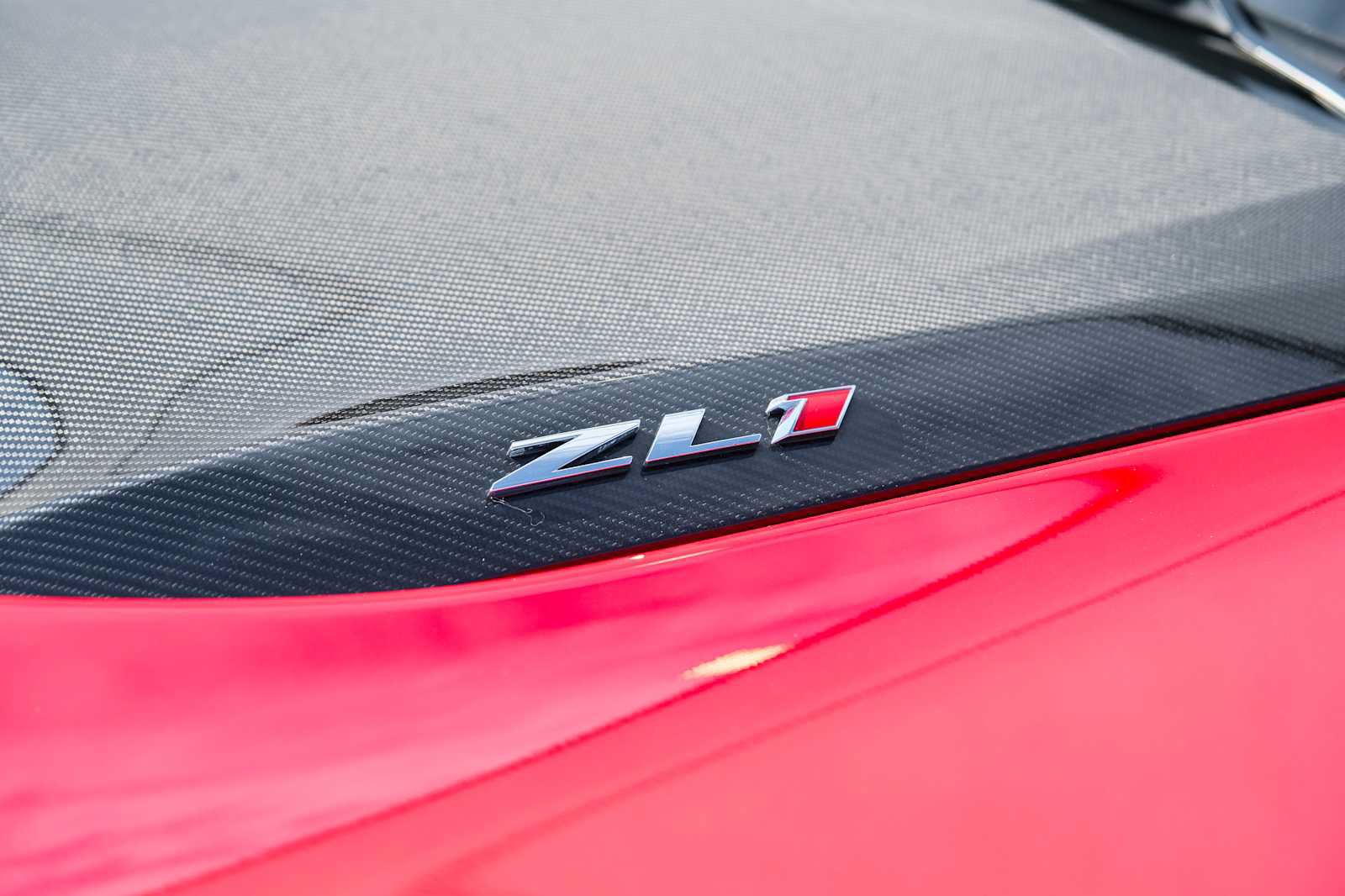 Used 2019 Chevrolet Camaro ZL1 RWD image 6