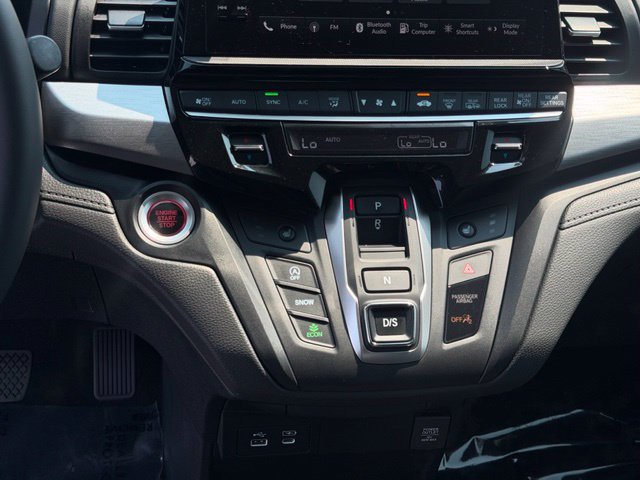Used 2025 Honda Odyssey EX-L image 17