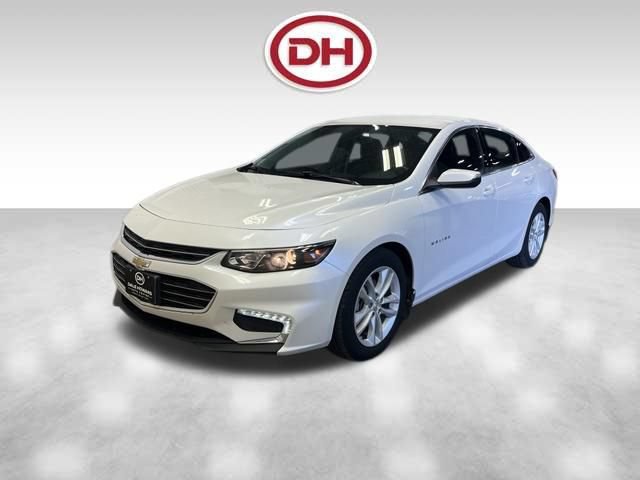 Used 2018 Chevrolet Malibu LT w/ Leather Package FWD image 7