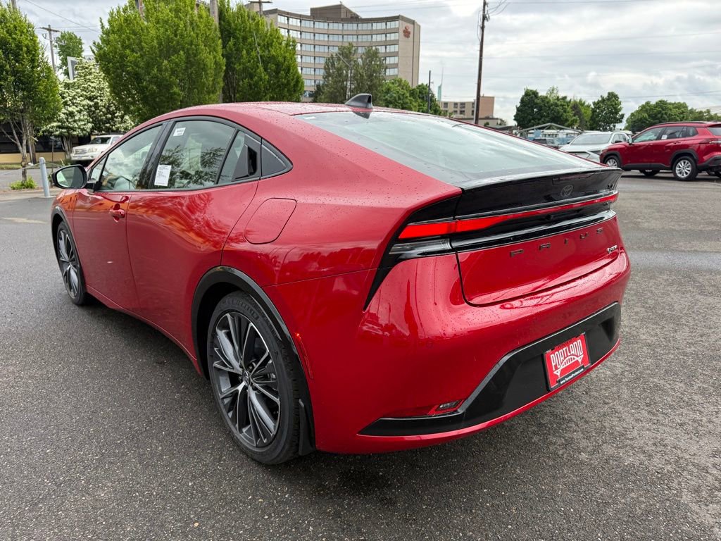 New 2026 Toyota Prius XLE FWD image 6