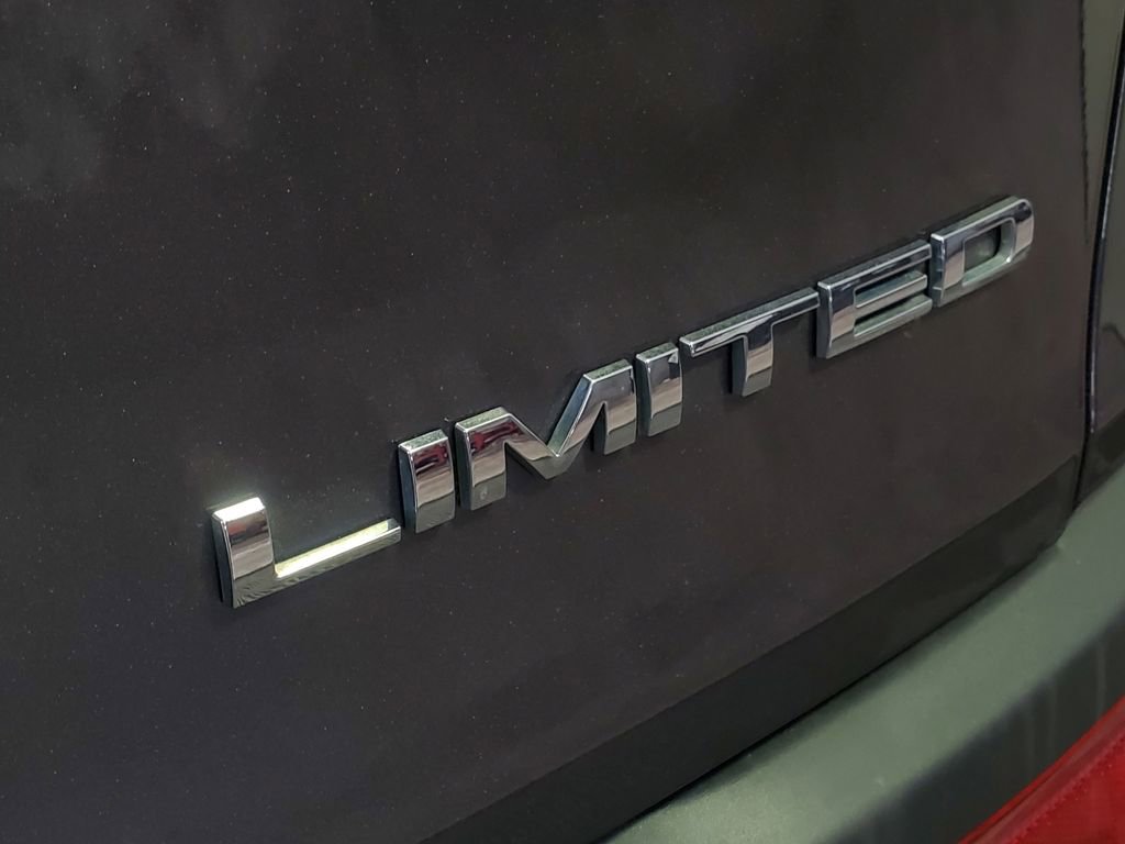 Used 2016 Jeep Cherokee Limited AWD/4WD image 7