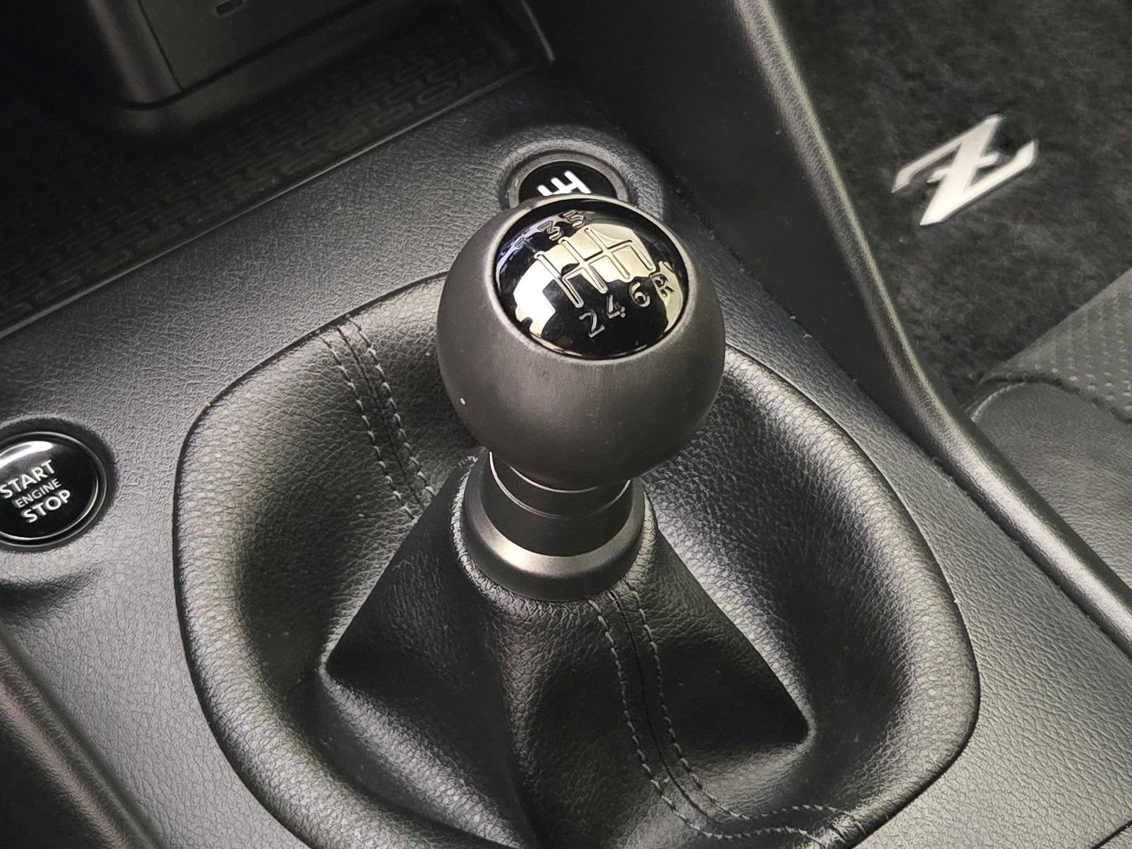 Used 2024 Nissan Z Performance w/ Floor Mat Package RWD image 27