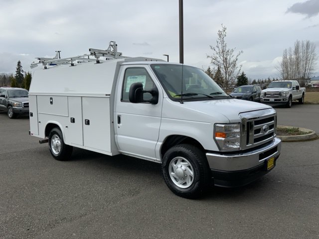New 2025 Ford E-350 and Econoline 350 Super Duty w/ Power Equipment Group RWD image 3