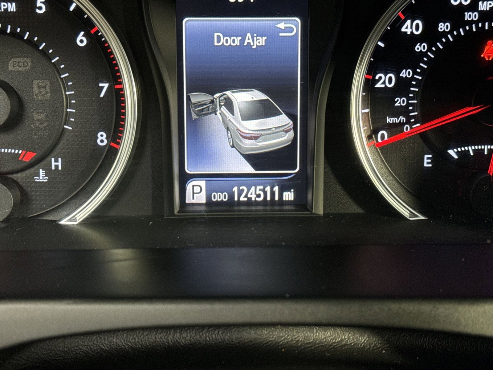 Used 2017 Toyota Camry SE image 21