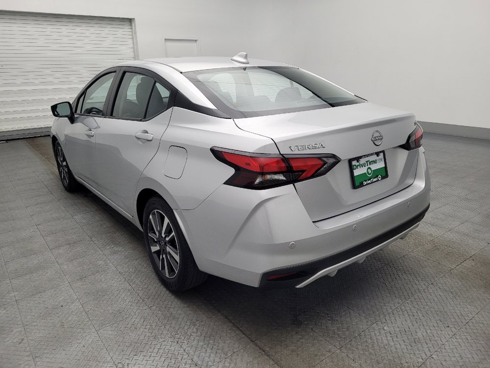 Used 2024 Nissan Versa SV image 5