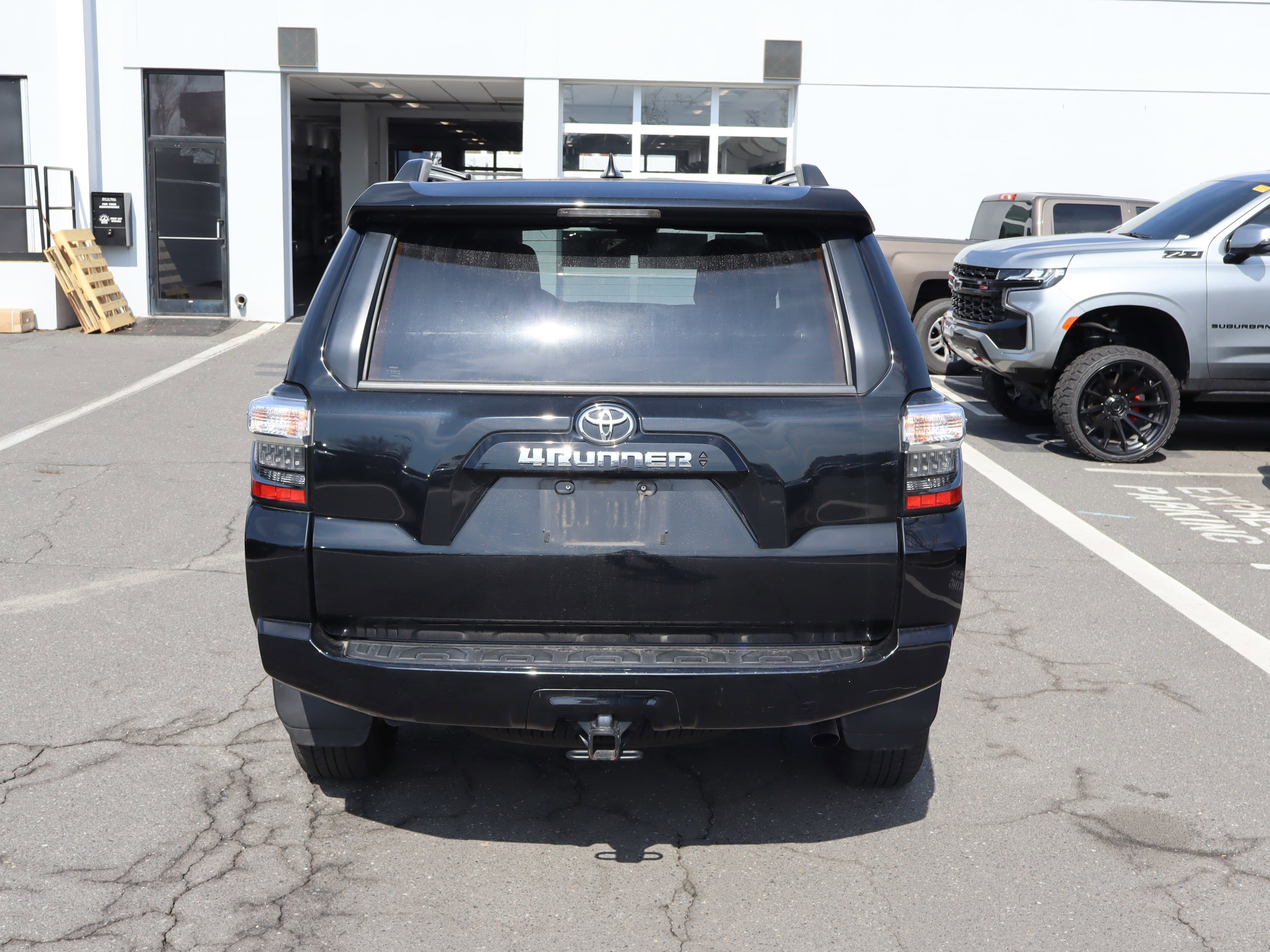 Used 2022 Toyota 4Runner SR5 image 9