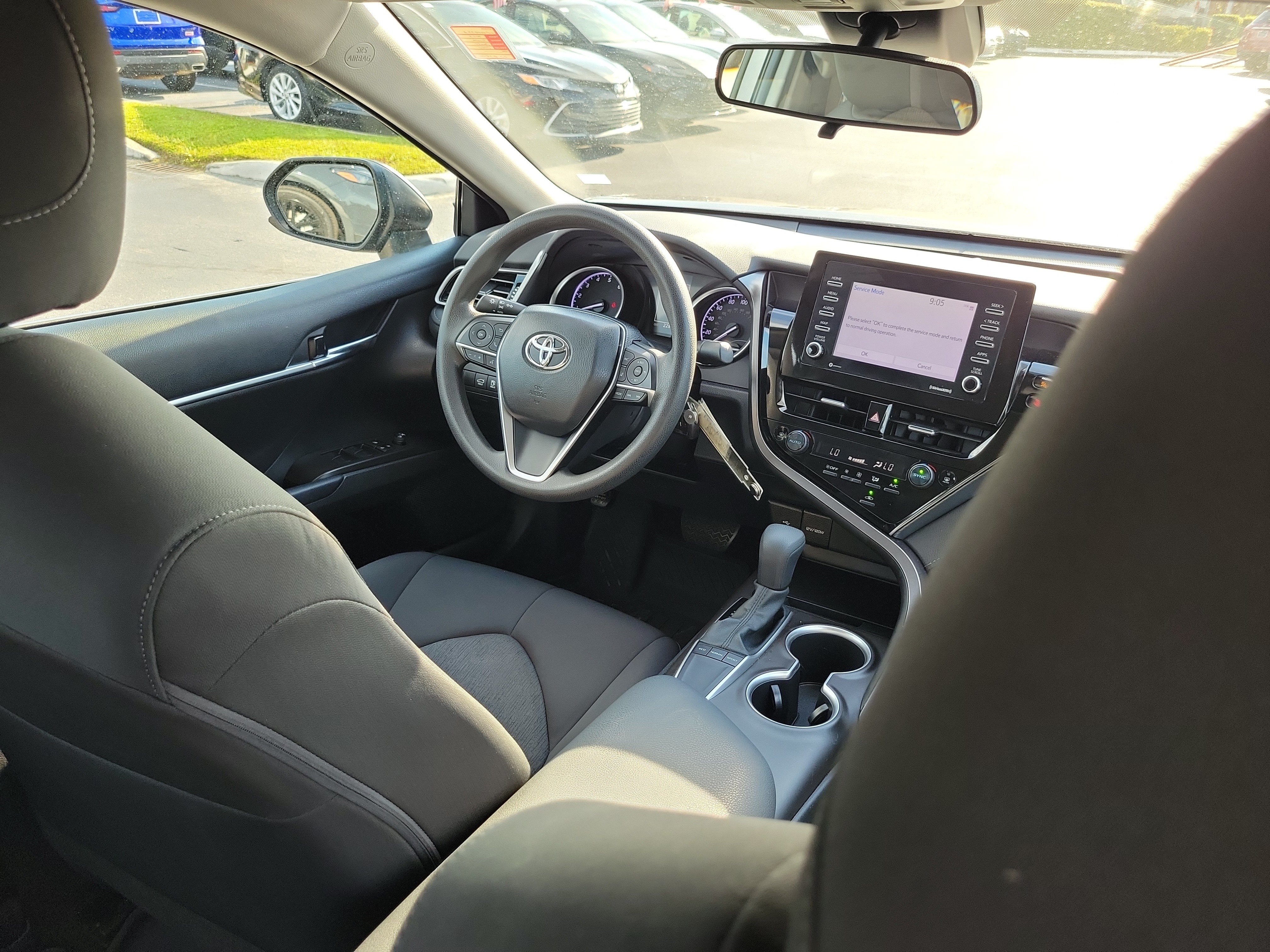Used 2023 Toyota Camry LE FWD image 14