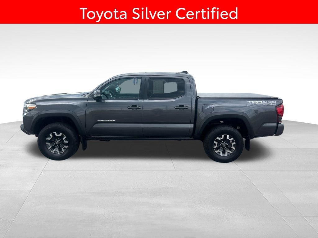 Certified 2018 Toyota Tacoma TRD Off-Road AWD/4WD image 2