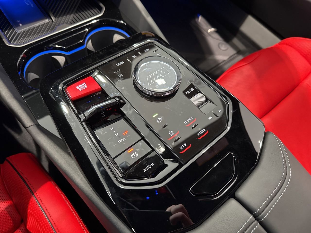 New 2026 BMW M5 w/ Carbon Package image 31