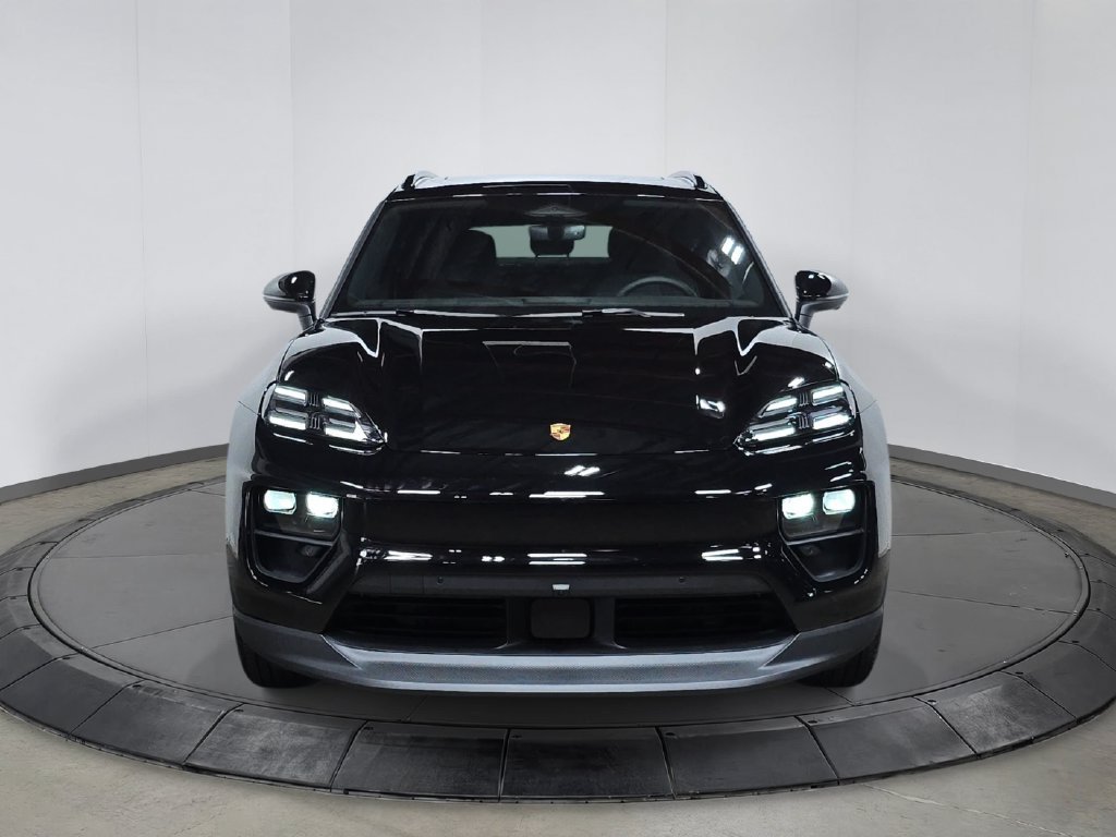 New 2026 Porsche Macan Electric RWD image 10