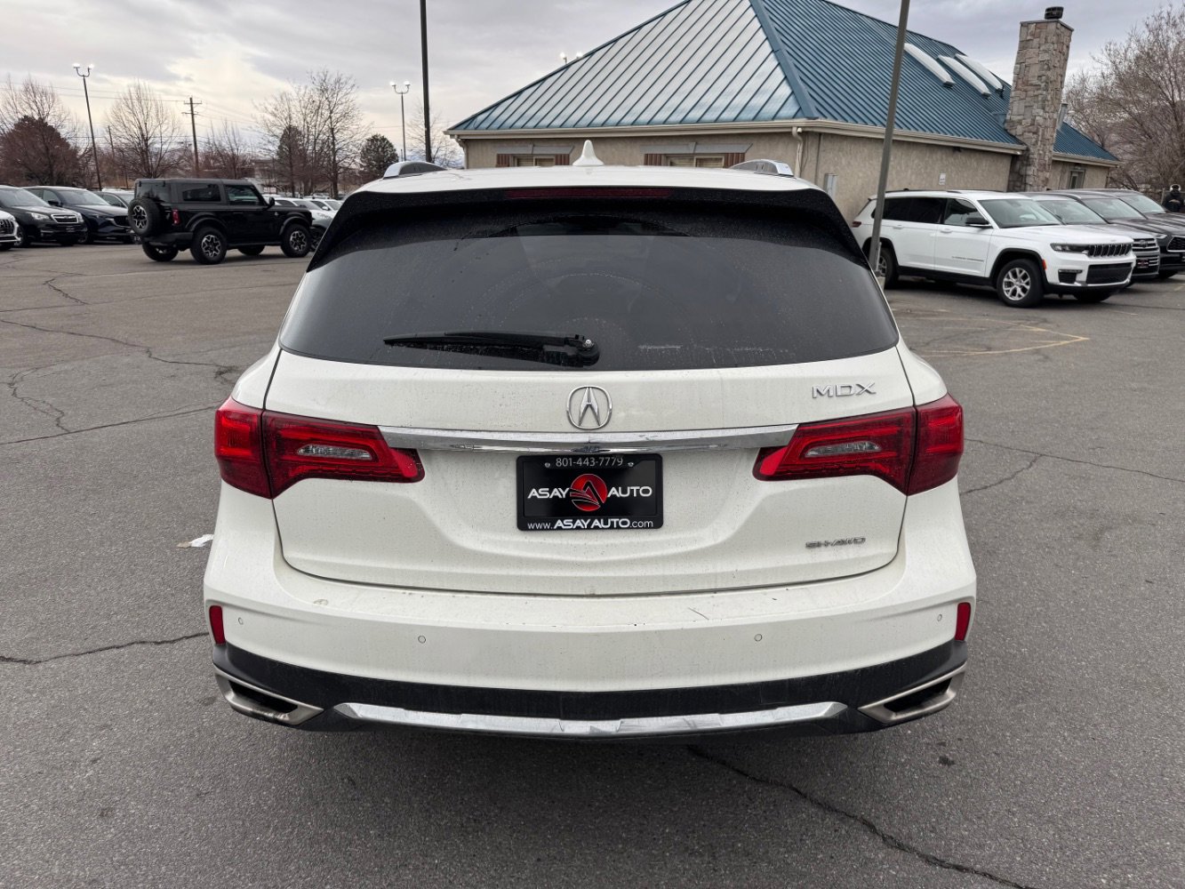 Used 2017 Acura MDX SH-AWD image 4